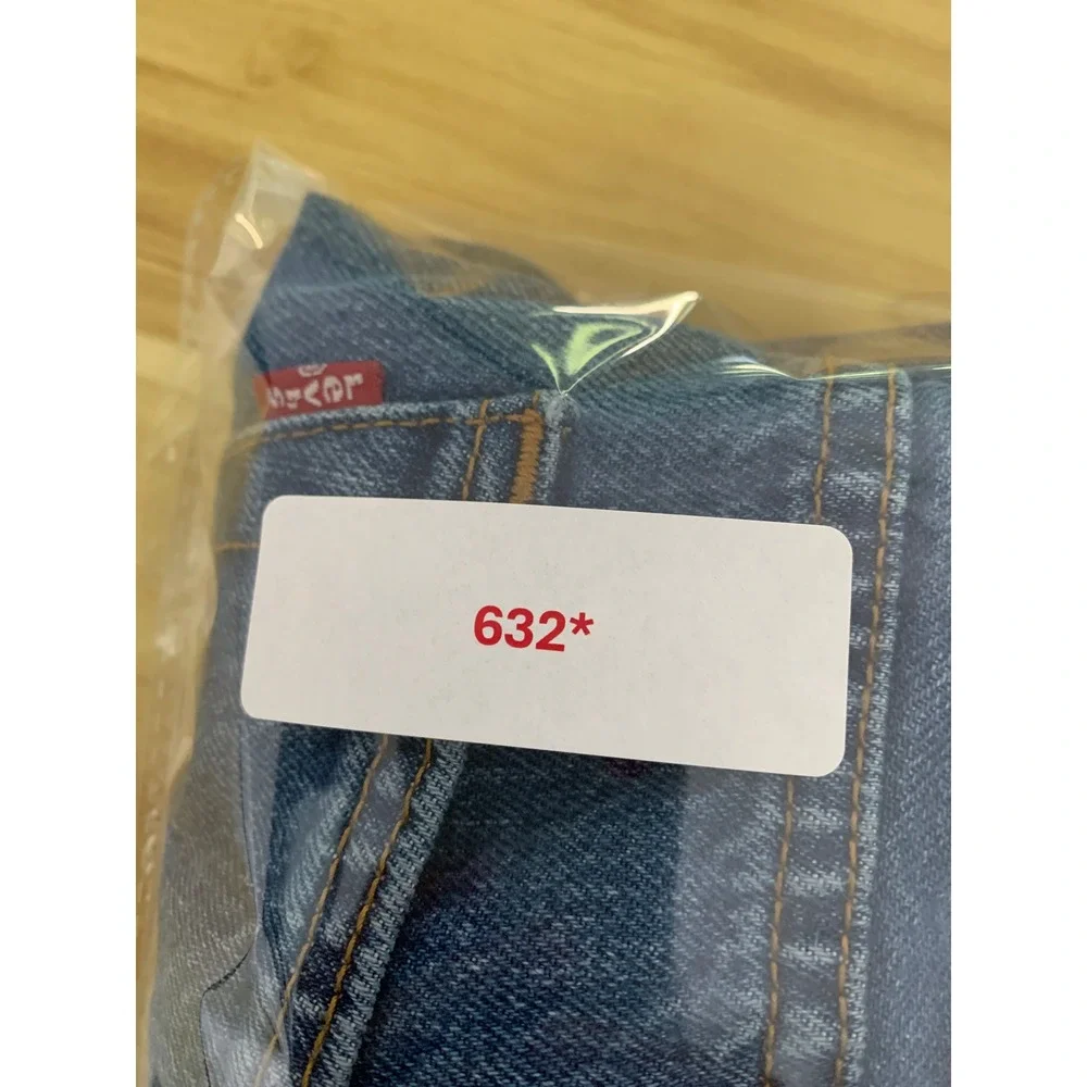 Levis 501 Jeans Mens 30x30 Blue Straight Leg Button Fly Medium Wash Denim Pants